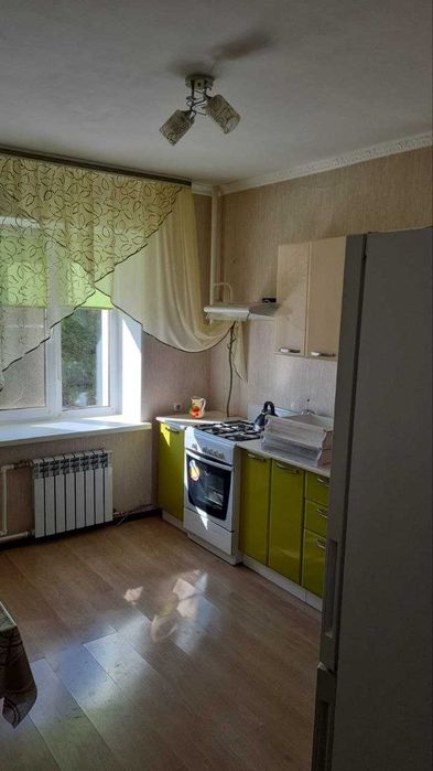 2-комнатная квартира · 65 м² · 1/9 этаж, 10 мкр 25 — 10 мкр 25 дом