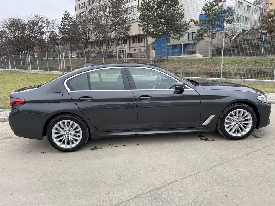 BMW Seria 5 530i G30 LCI xDrive 2022 25000KM