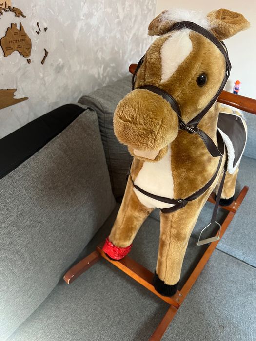 Конче люлка за игра със звуци