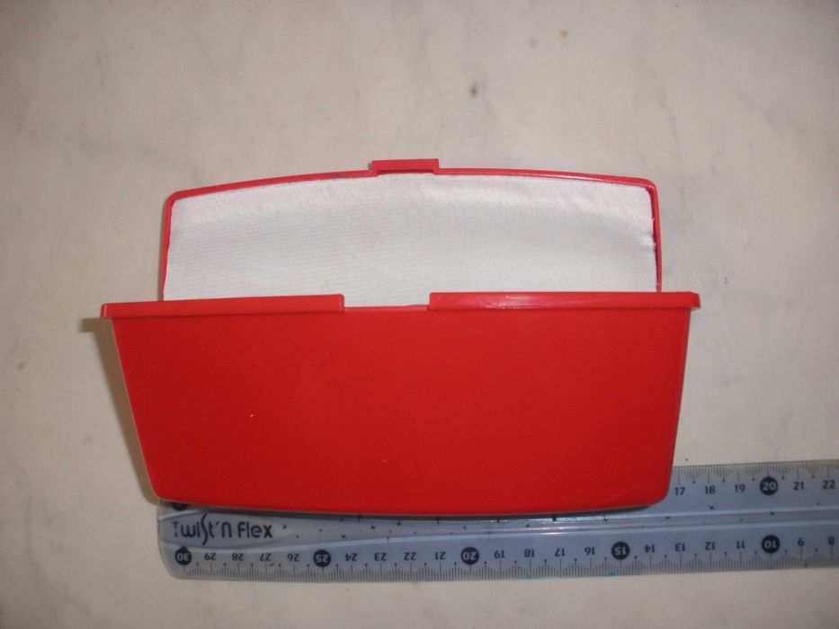 Слънчеви очила - Фере - FERRE, Калъф за очила Lacoste -НОВИ