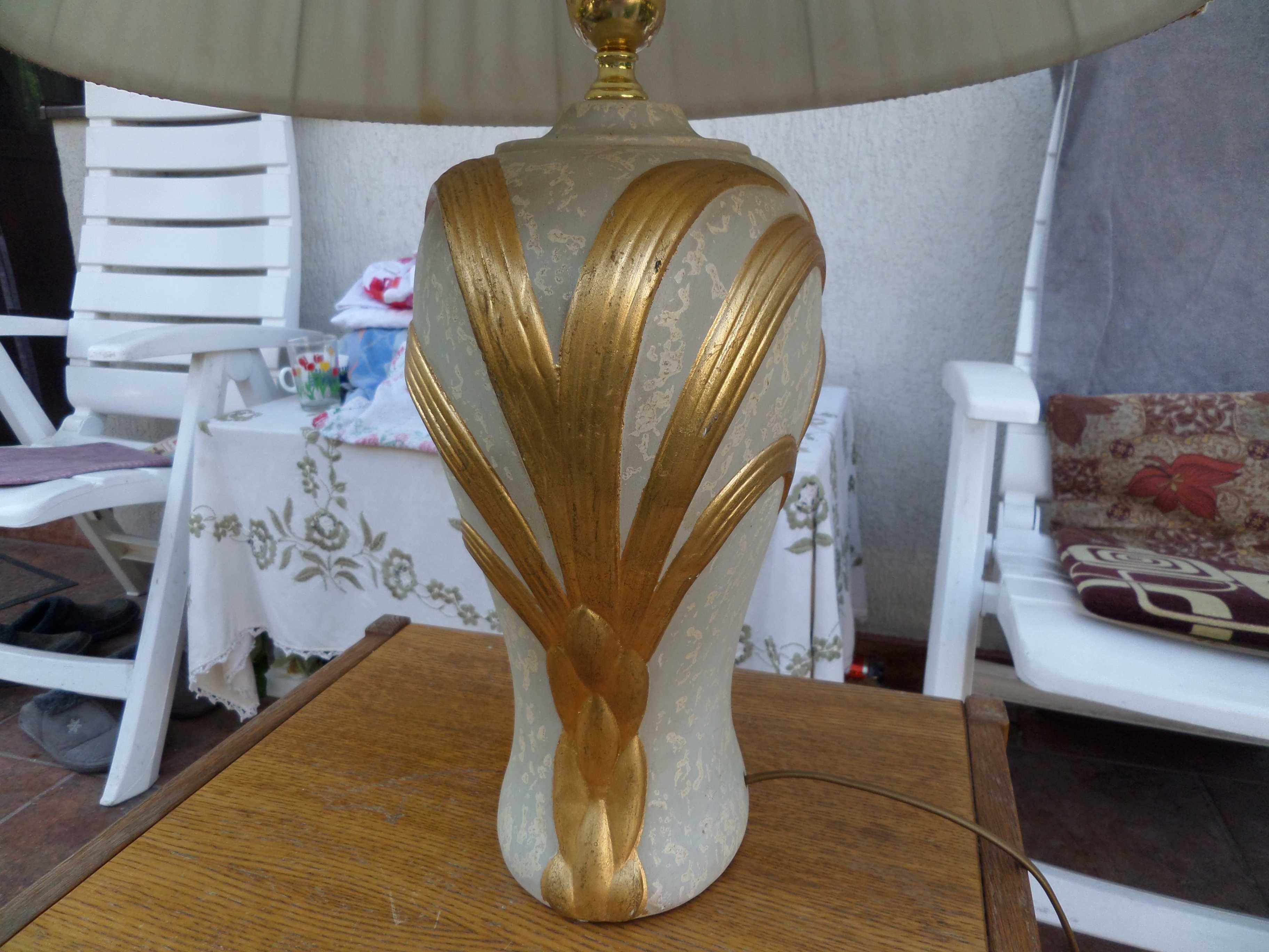 Veioza lampa deosebita ceramica otel si textila lumina calda