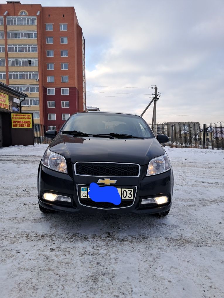 Шевролет нексия.