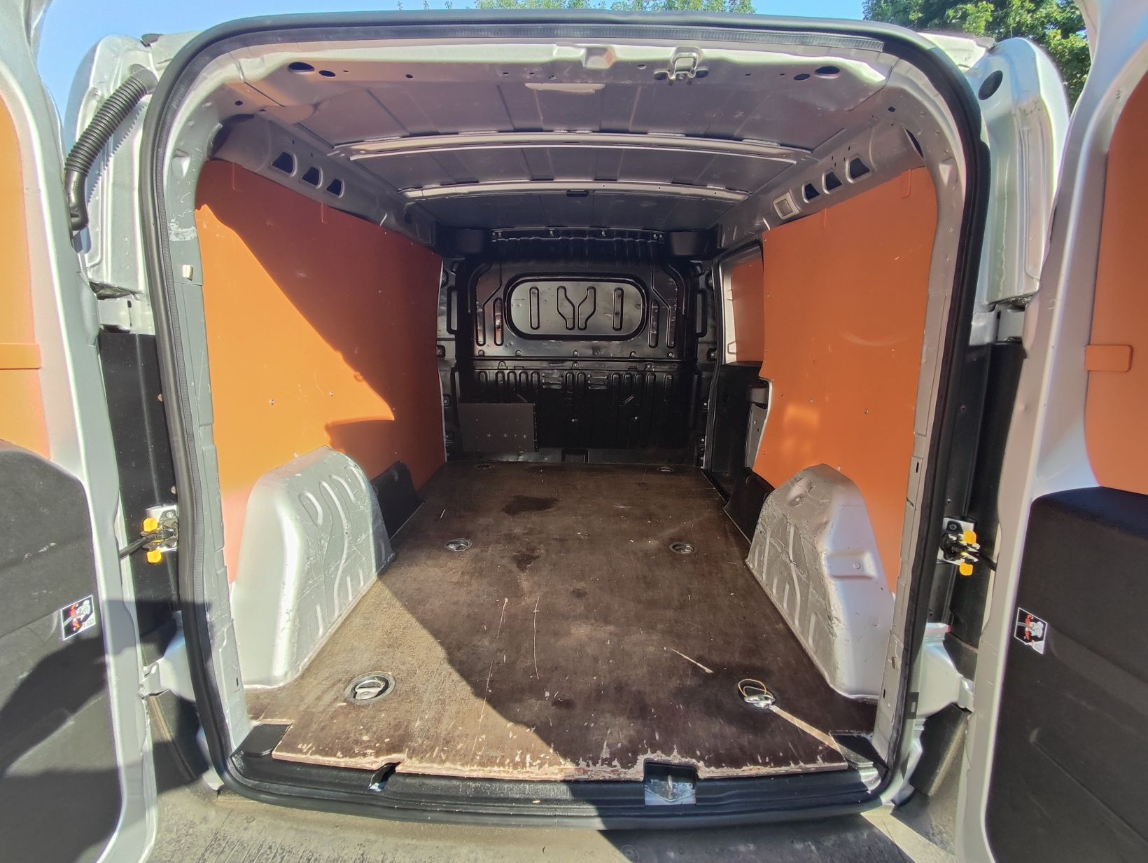 Нов внос OPEL COMBO Maxi