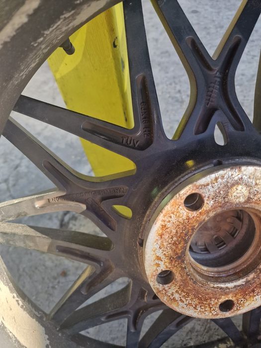 Jante BMW (replici style 666 M2) 5x120 8j