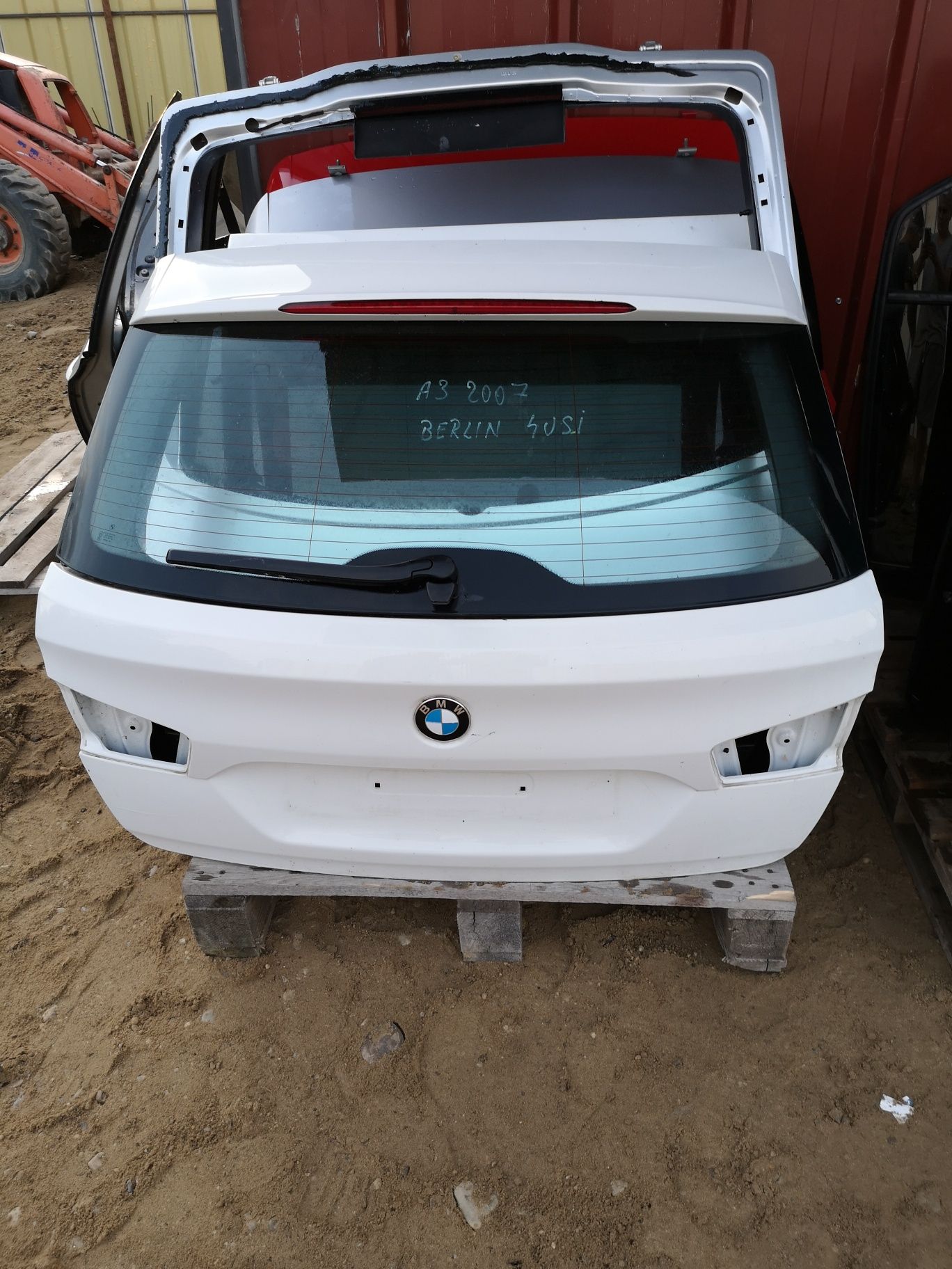 Haion luneta bmw seria 5 f11 2012 pe original