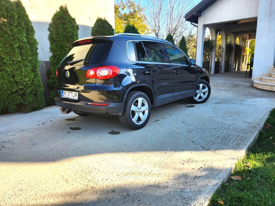 Volkswagen Tiguan 2.0TDI 140CP 4×4 Automat Navi