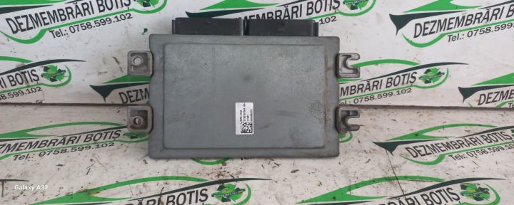 Calculator motor ECU 8200483732 Dacia Logan prima generatie