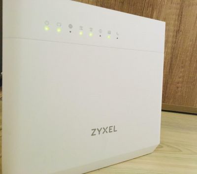 Wi Fi  Routr    model ZXEL T50