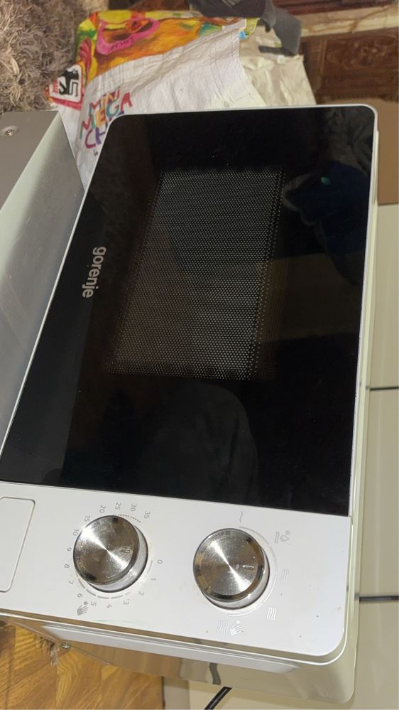Cuptor cu microunde gorenje