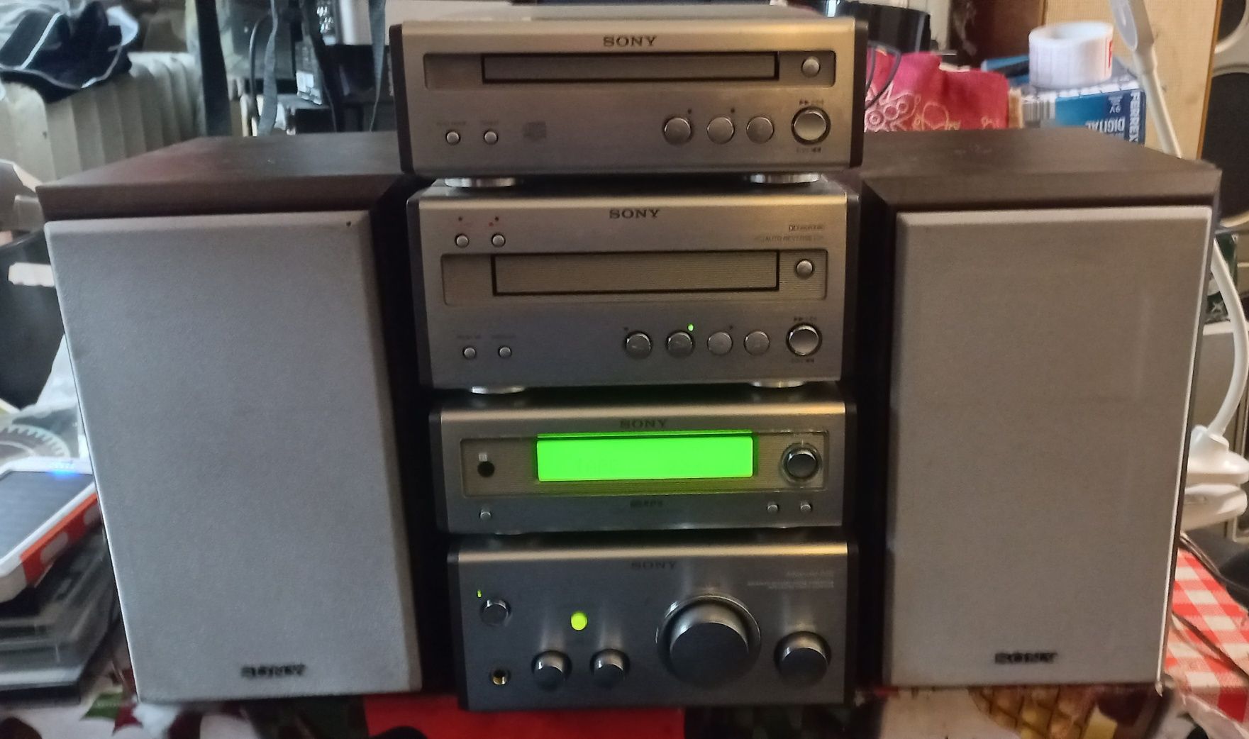 linie audio,minisistem audio Sony(cd player,deck, aux)