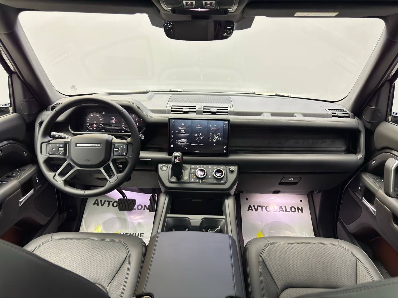 Продается Land Rover Defender 5.0