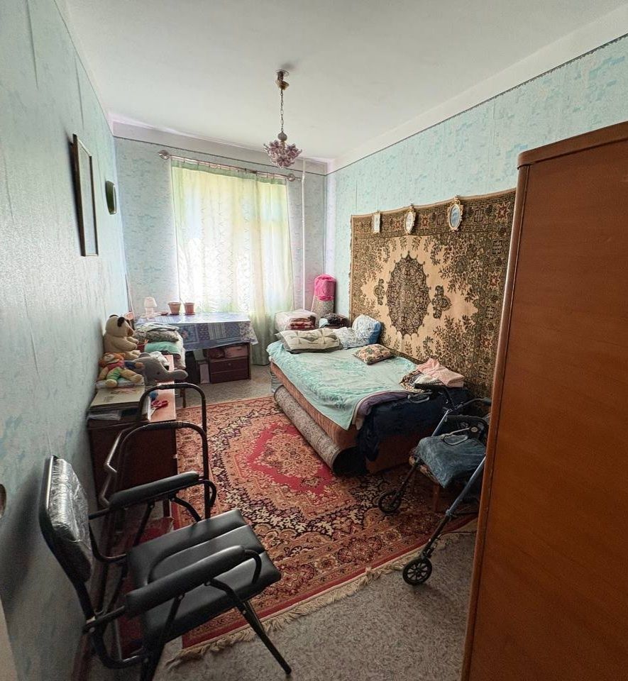 Продаётся 2-х комнатная квартира в Мирзо-Улугбекском  районе