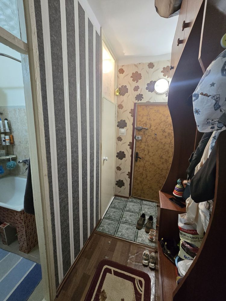 Ттз-2 Продаётся квартира 2/4/4 балкон 1.5х6