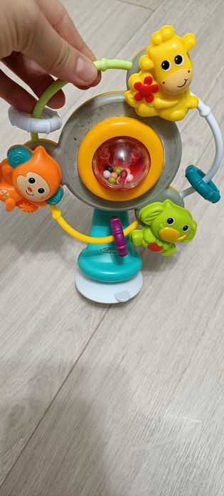 Jucarie de baie cu ventuza