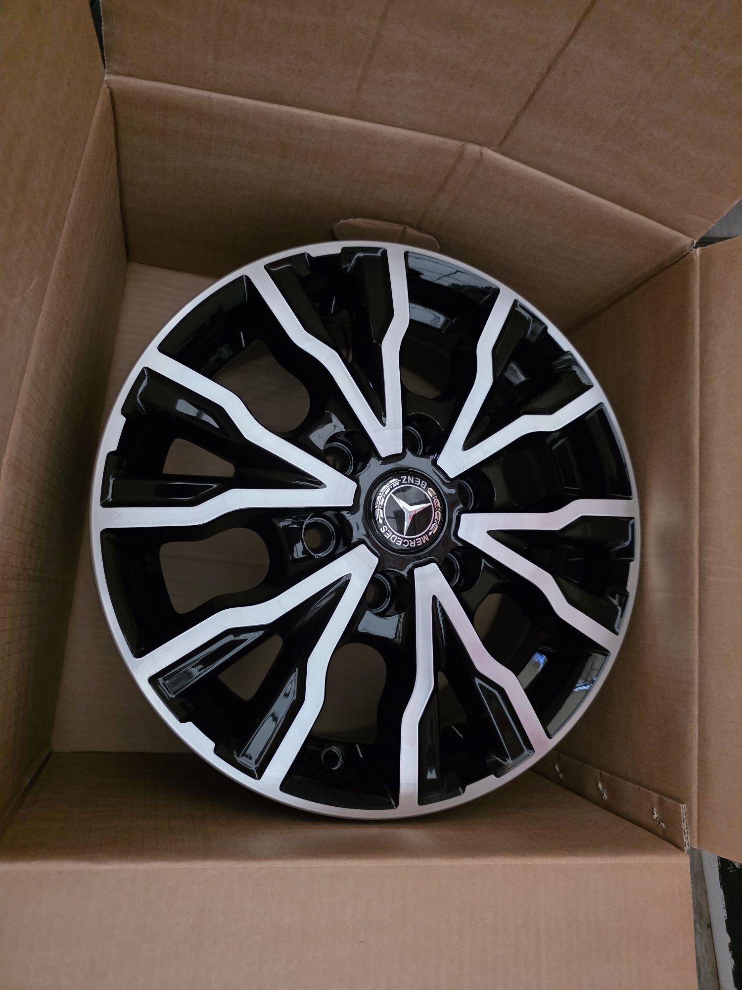 jante de aliaj pentru Mercedes sprinter pe 16 marca Fondmetal