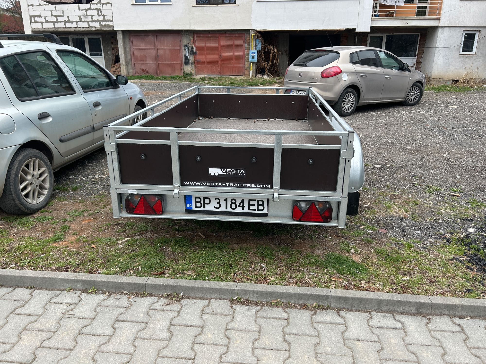 Транспорт с ремарке 2.5м х 1.35м