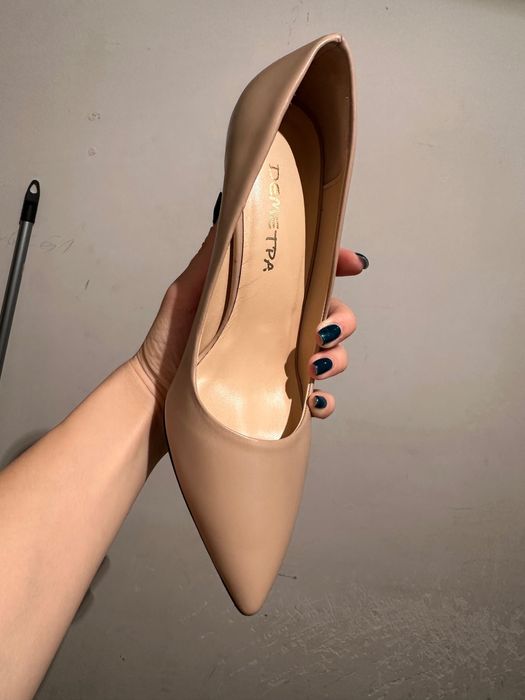 Дамски обувки на ток 38