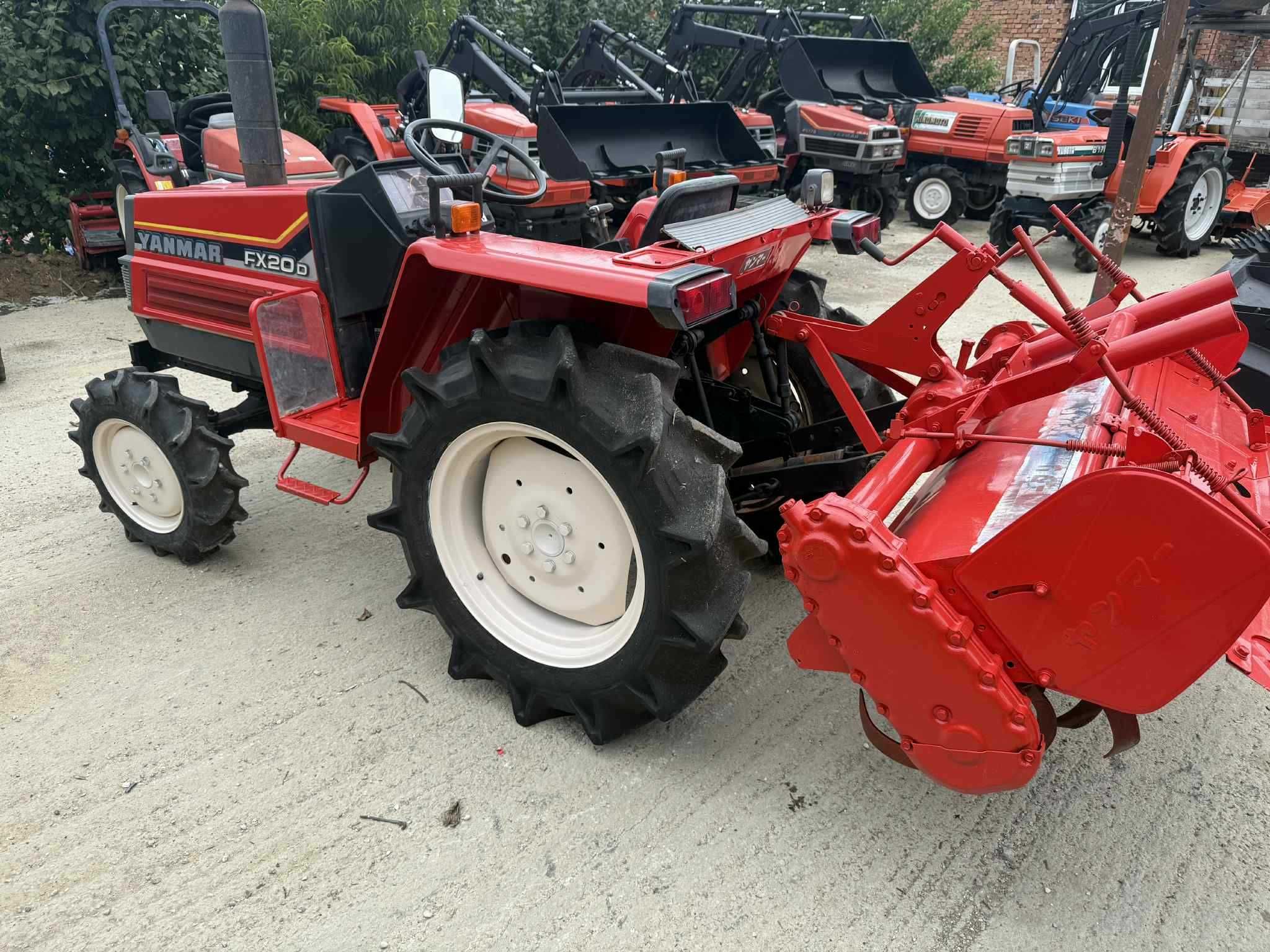 Трактор YANMAR FX20 4x4