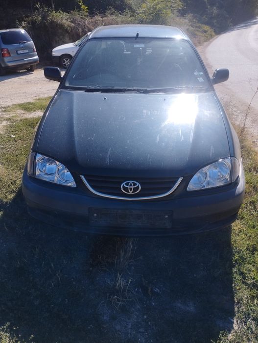 Toyota avensis на част 1.8 129