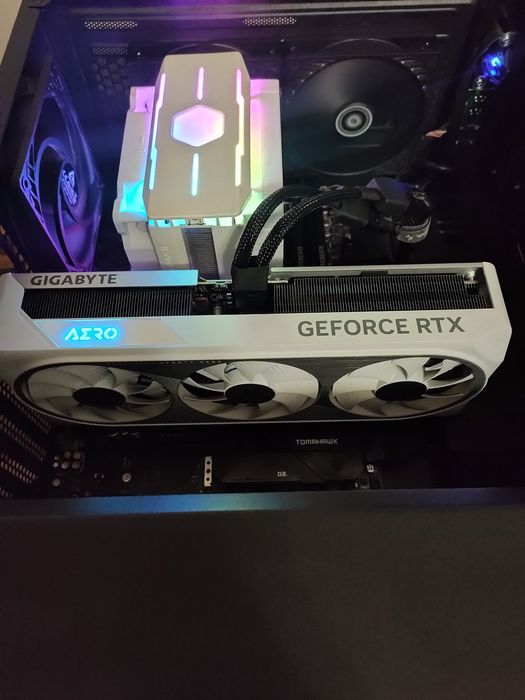 RTX4070Ti/Ryzen7 7800X3D/B650 MSI MAG Tomahawk WI-Fi/32gb ddr5 6000Mhz