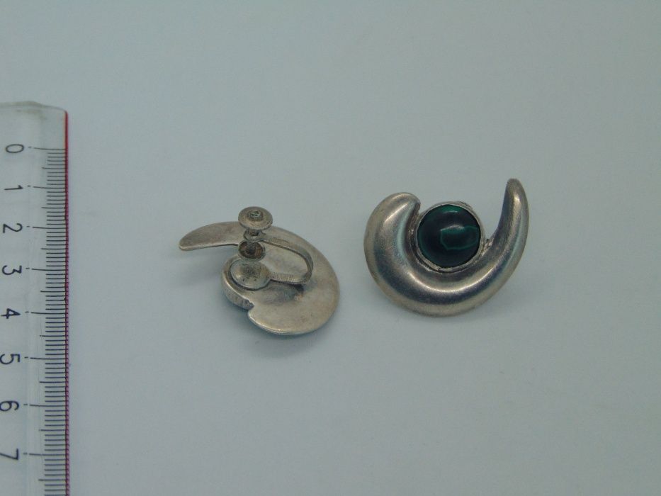 Cercei clips cu surub din argint si malachit