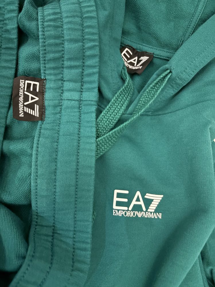 Emporio Armani анчуг