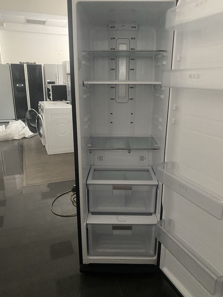 Хладилник SAMSUNG