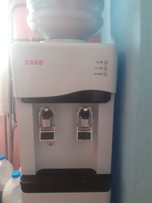 Aparat de apa plata cu frigider Zass-Germania