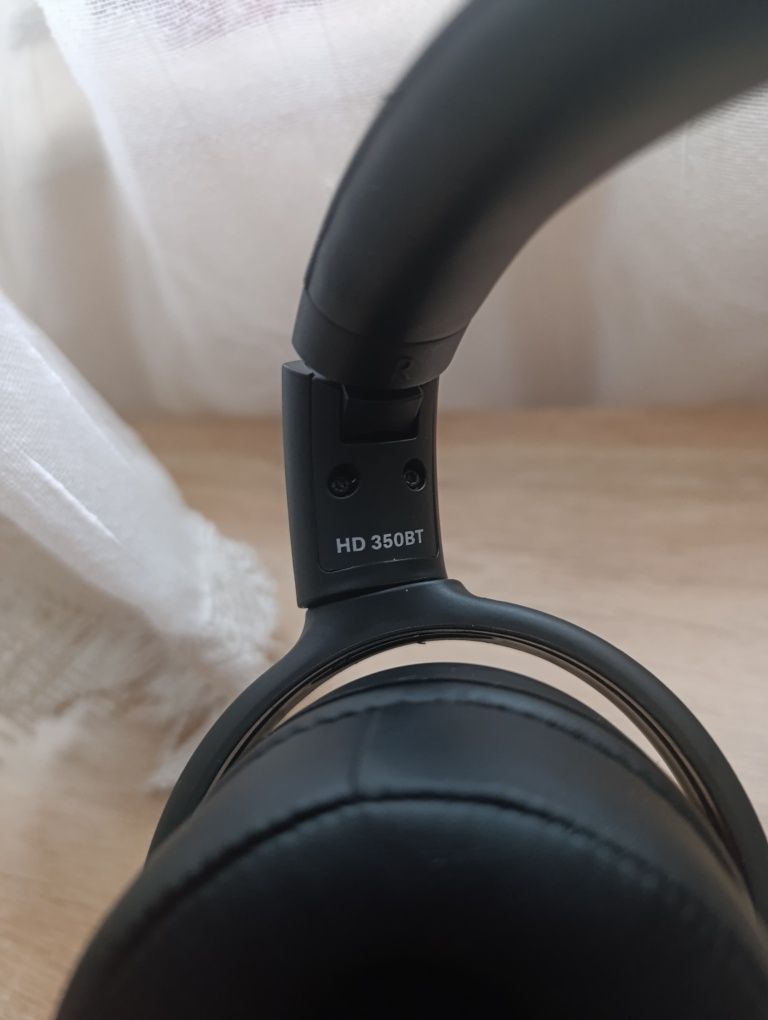 Безжични слушалки Sennheiser HD HD 350BT