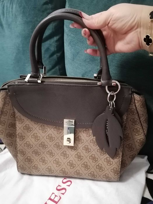 Geantă originală GUESS