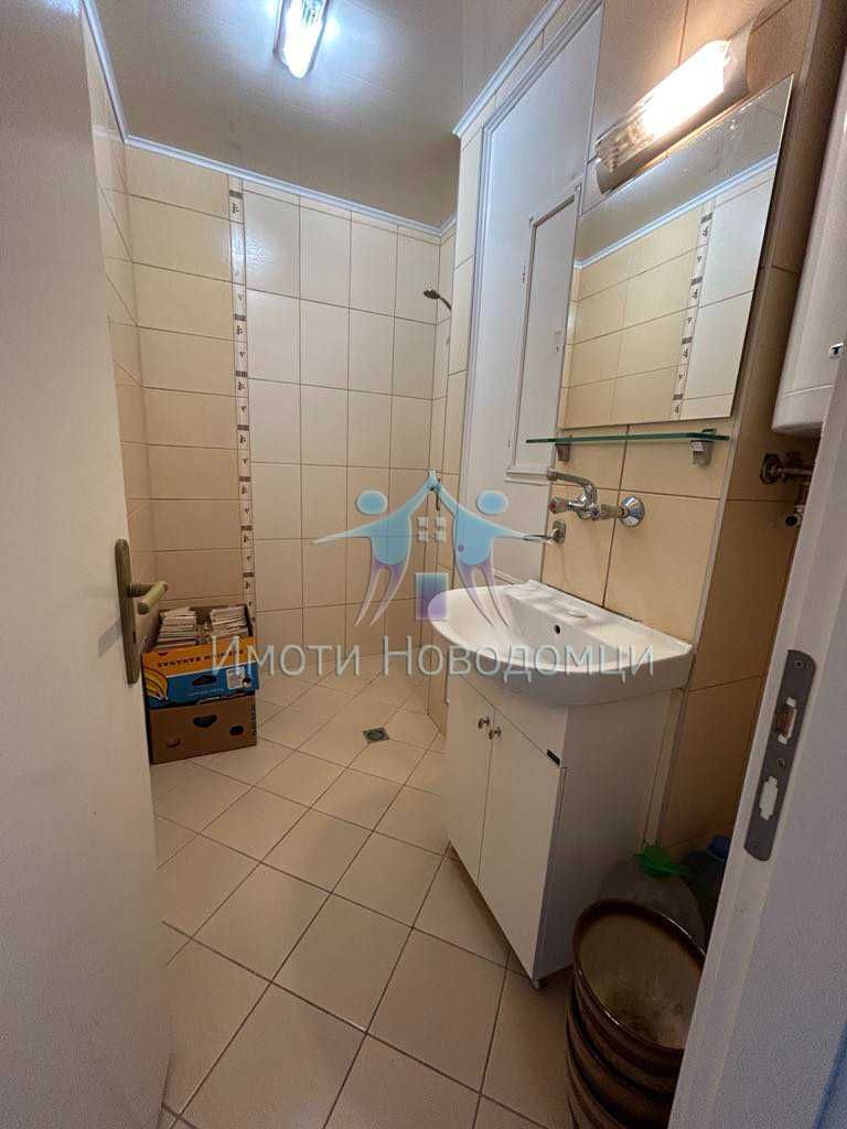 Продава се Четиристаен апартамент в Шумен, Пазара - 96 кв.м за 1116 €/кв.м - Снимка #6