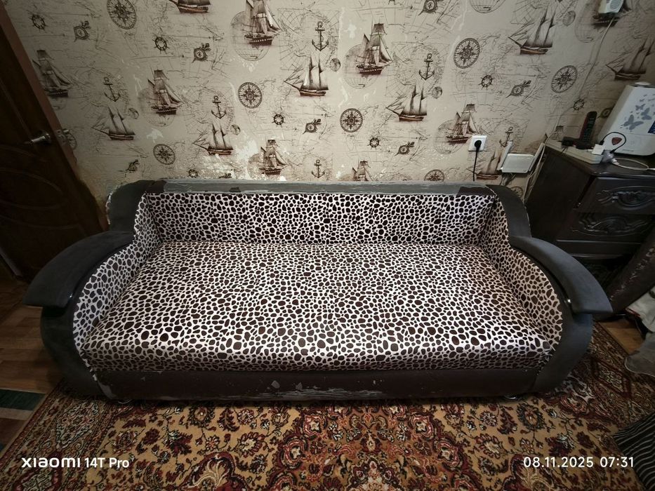 Продам диван 2хспальный