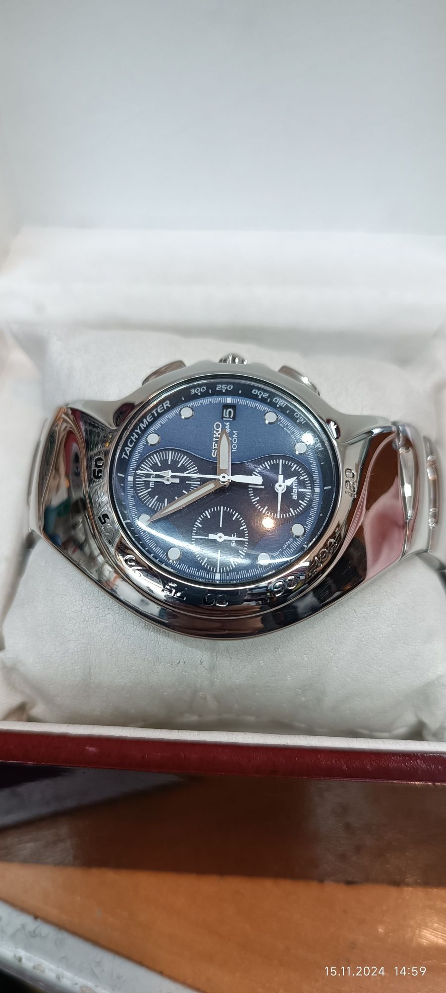 Редкая модель Seiko хронограф