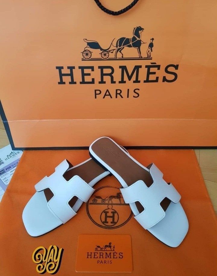 Papuci Hermes, diverse marimi/Italia