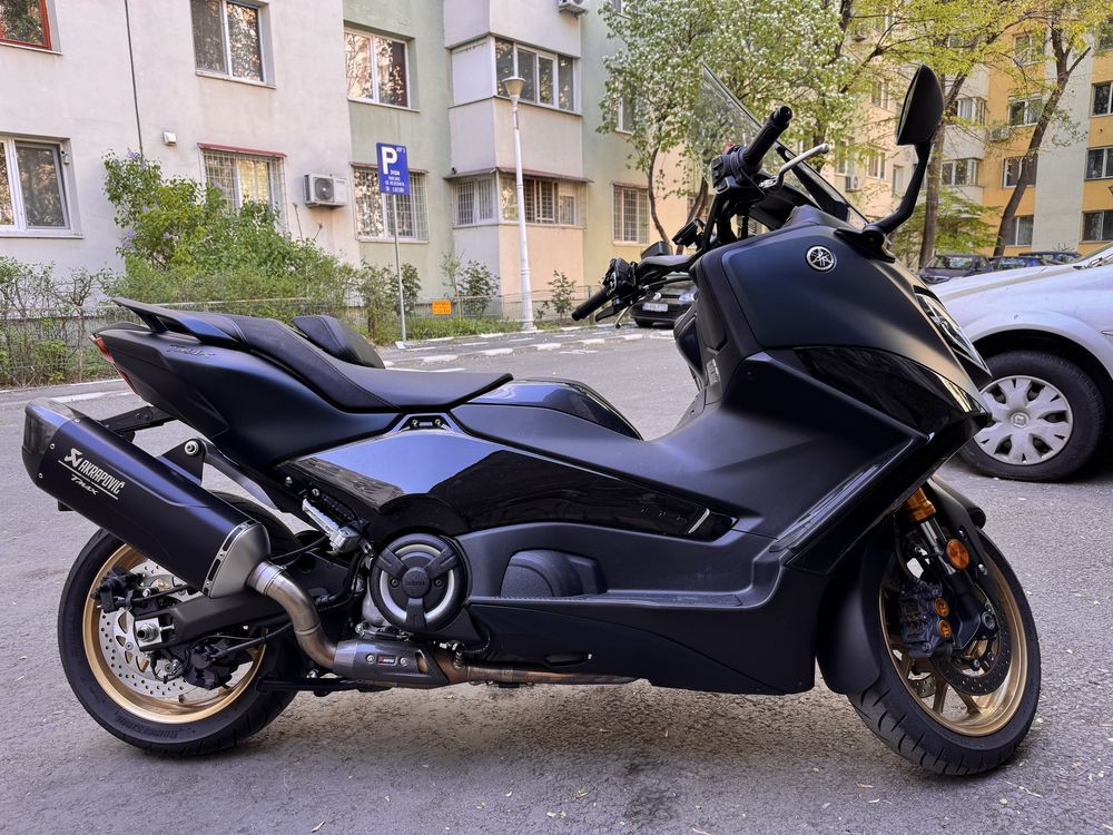 Yamaha T-Max TechMax 560 2023