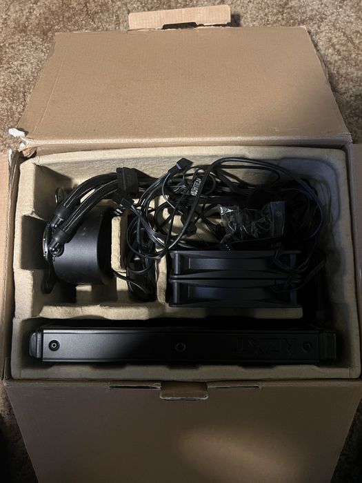 NZXT Kraken Elite 240 LCD  prindere AMD