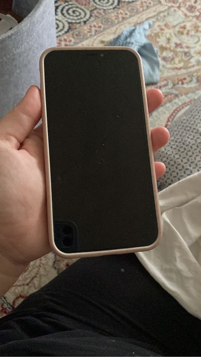 продам айфон x за 20к