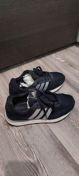 Маратонки Adidas 37