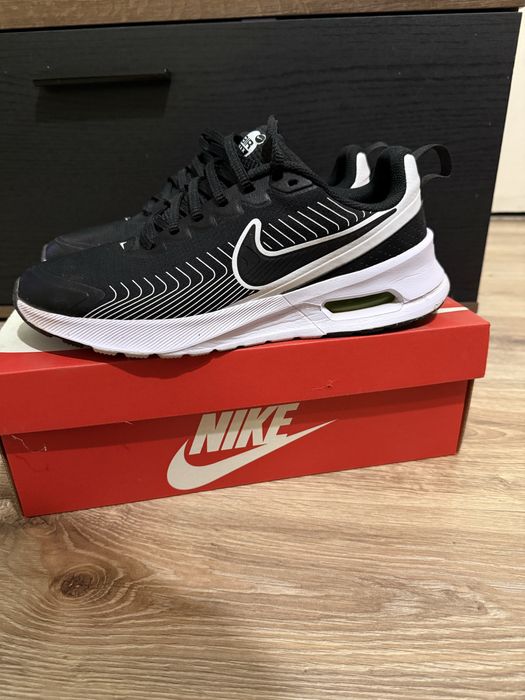 Nike Air Max Nuaxis