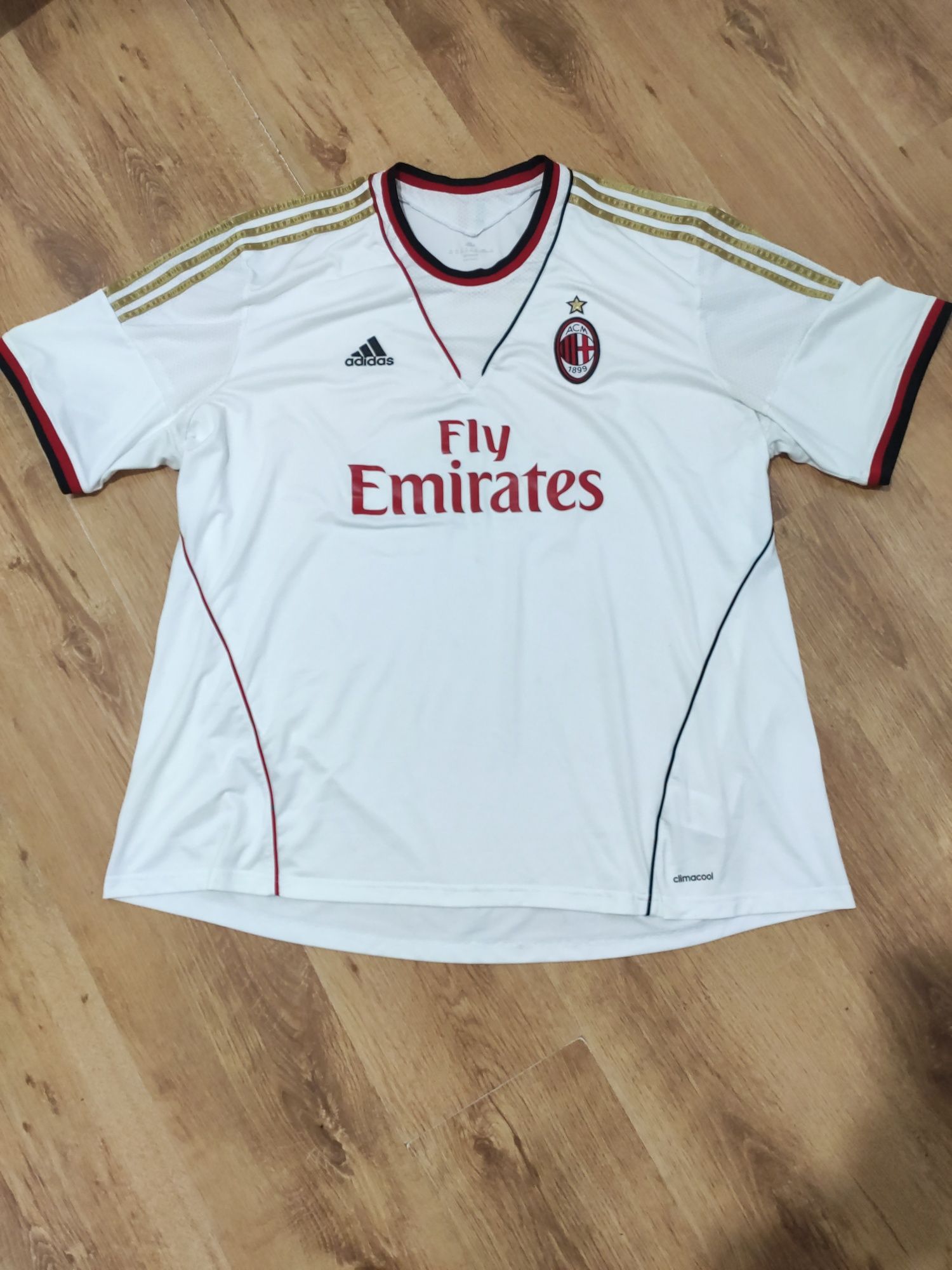 Tricou Adidas Ac Milan mărimea 3XL