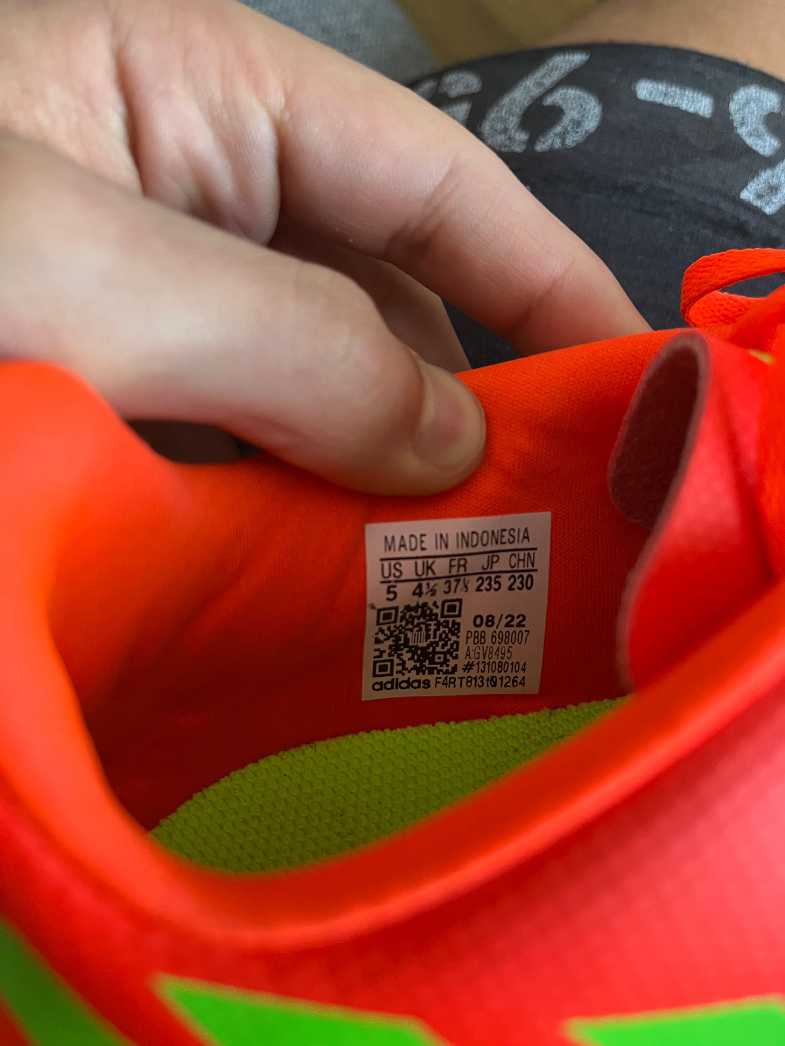 Adidas  Predator