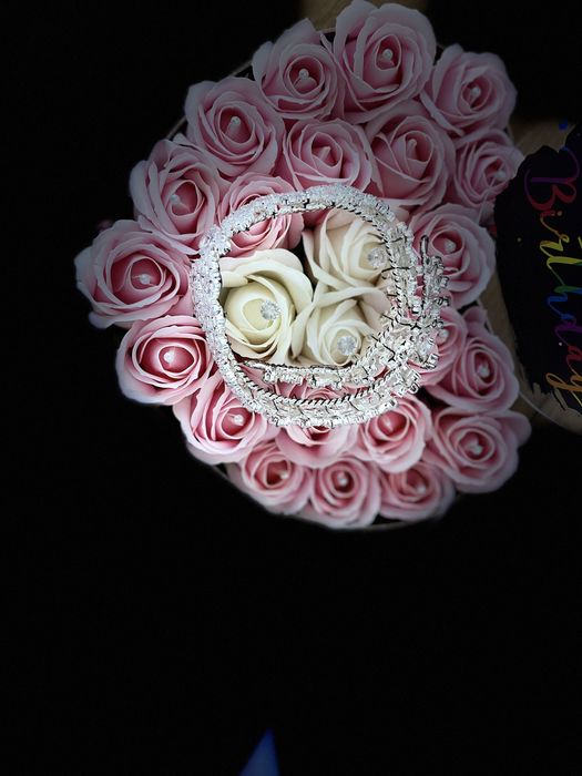 Vand diadema suflata cu argint