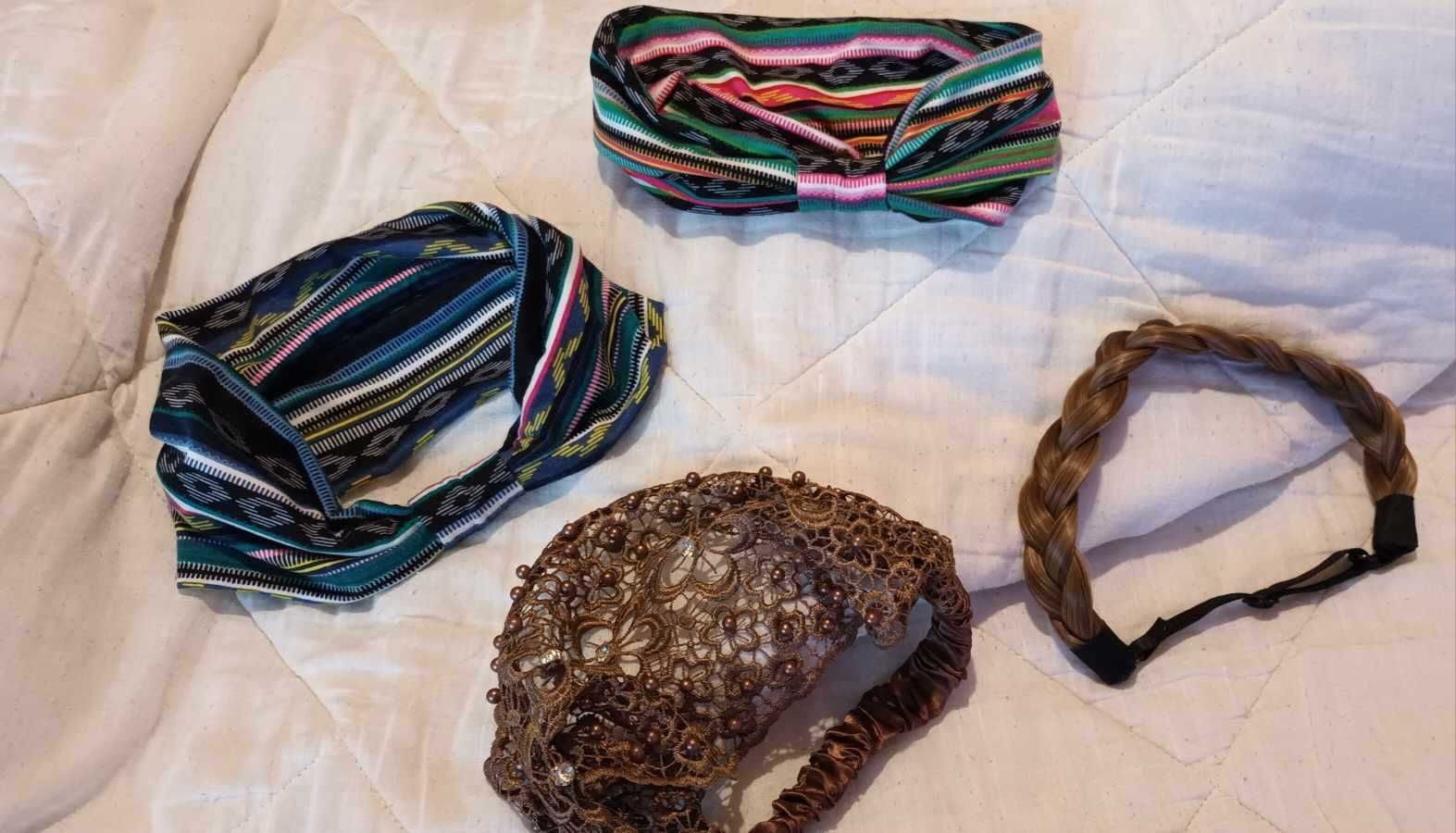 halate de baie pufoase si un set de bentite