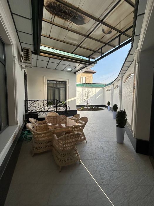 Продаётся дом рядом с улице Амира Темура