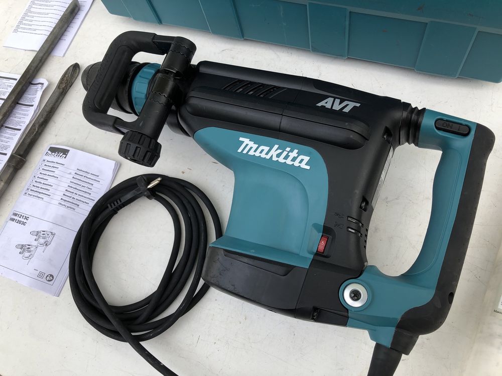 iocan Demolator Makita HM 1213 C Fabricatie 2018