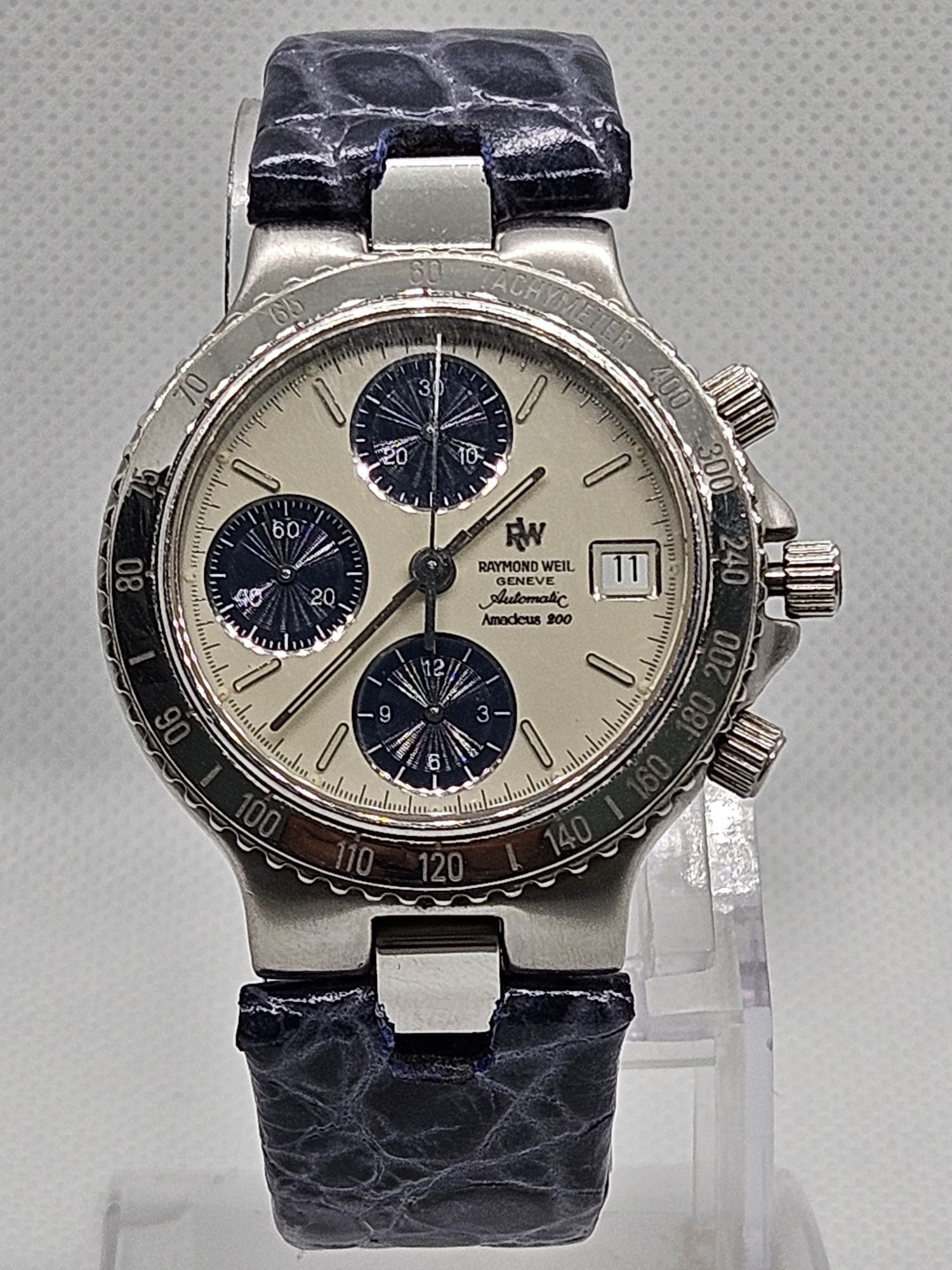 Raymond weil  amadeus 200 automatic