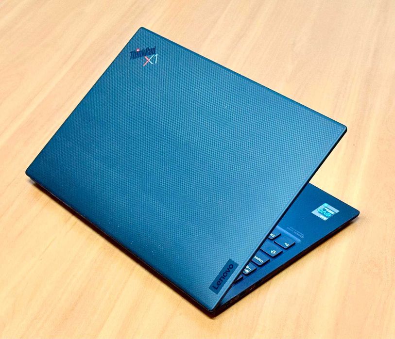 Lenovo X1 Nano G1/ i5-1140G7 / 16GB / 256GB SSD / 2K Touch 100% sRGB