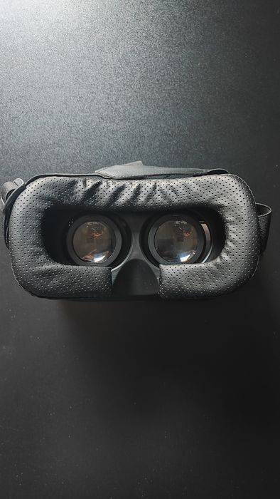 VR очила чисто нови