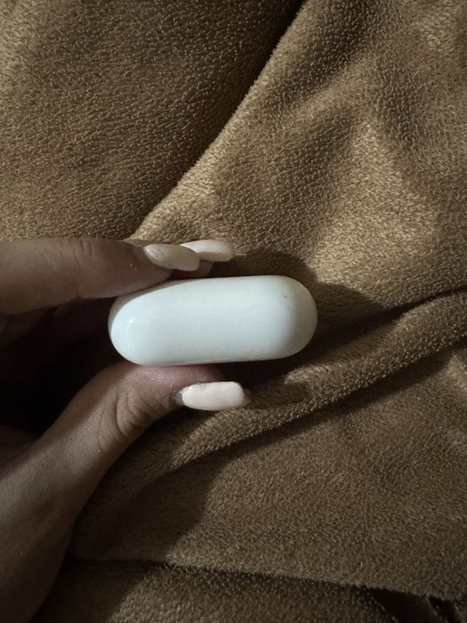 AirPods (3-то поколение с Lightning зареждане)