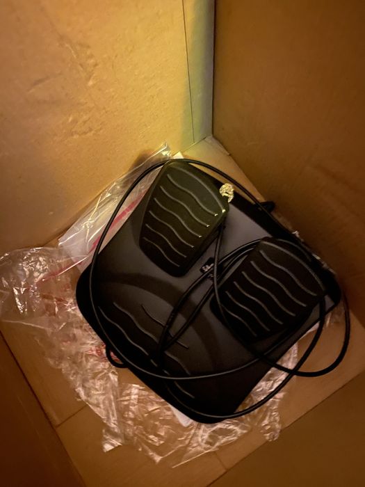 Volan Gaming cu pedale